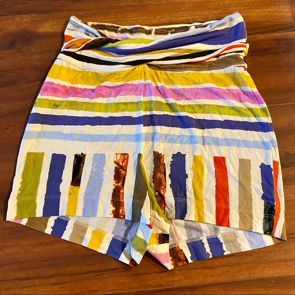 🎁Fun color stripe booty short